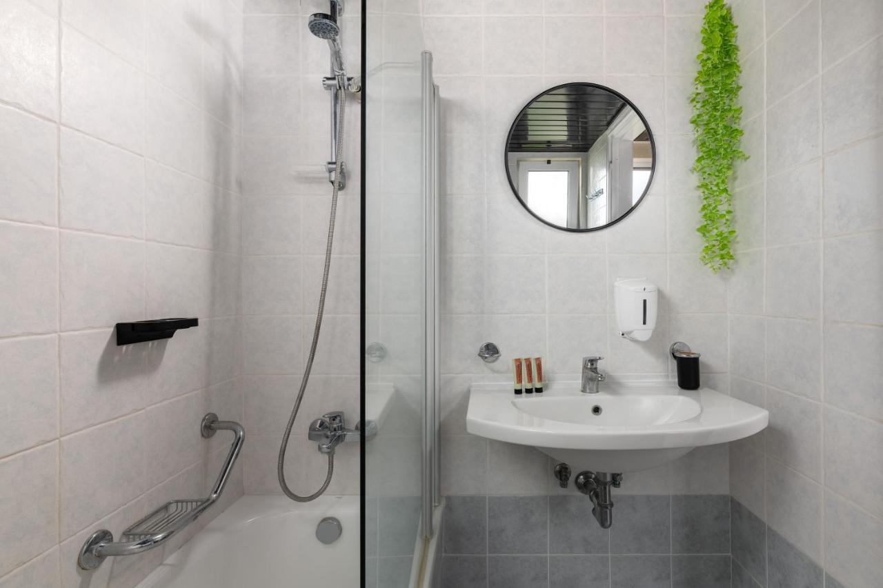 Goji Vegan Hotel Jaliszósz Kültér fotó